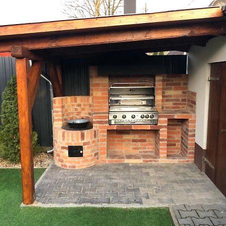 Siraly Apartman Hajdúnánás Eksteriør billede