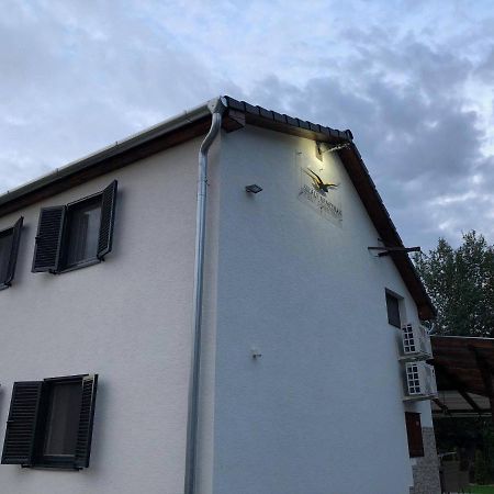 Siraly Apartman Hajdúnánás Eksteriør billede