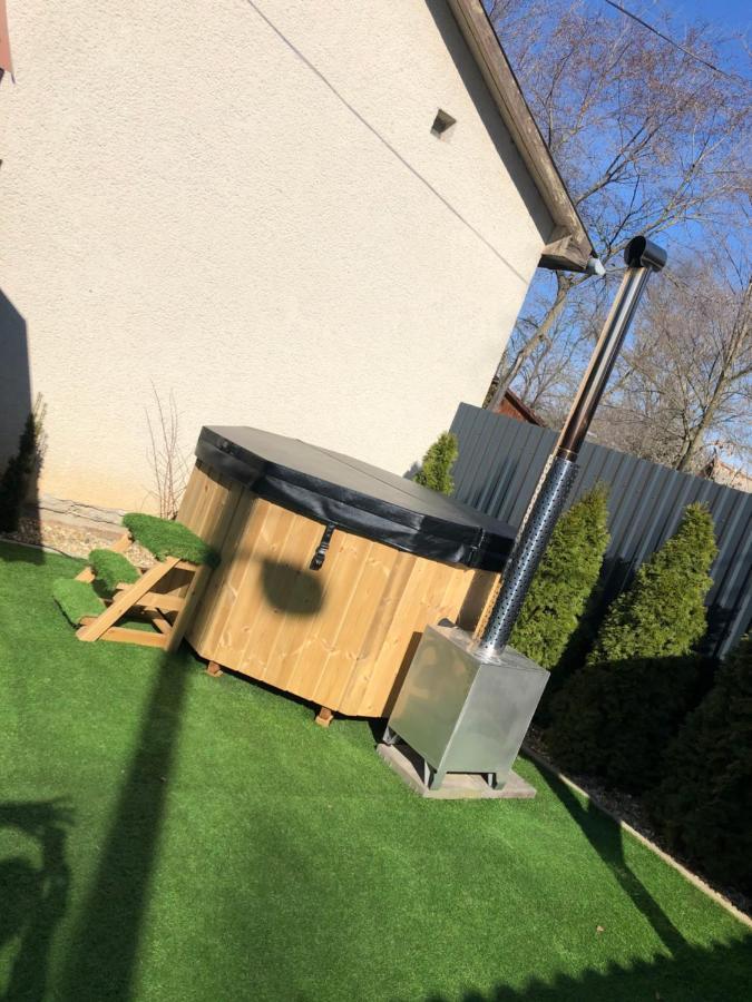 Siraly Apartman Hajdúnánás Eksteriør billede